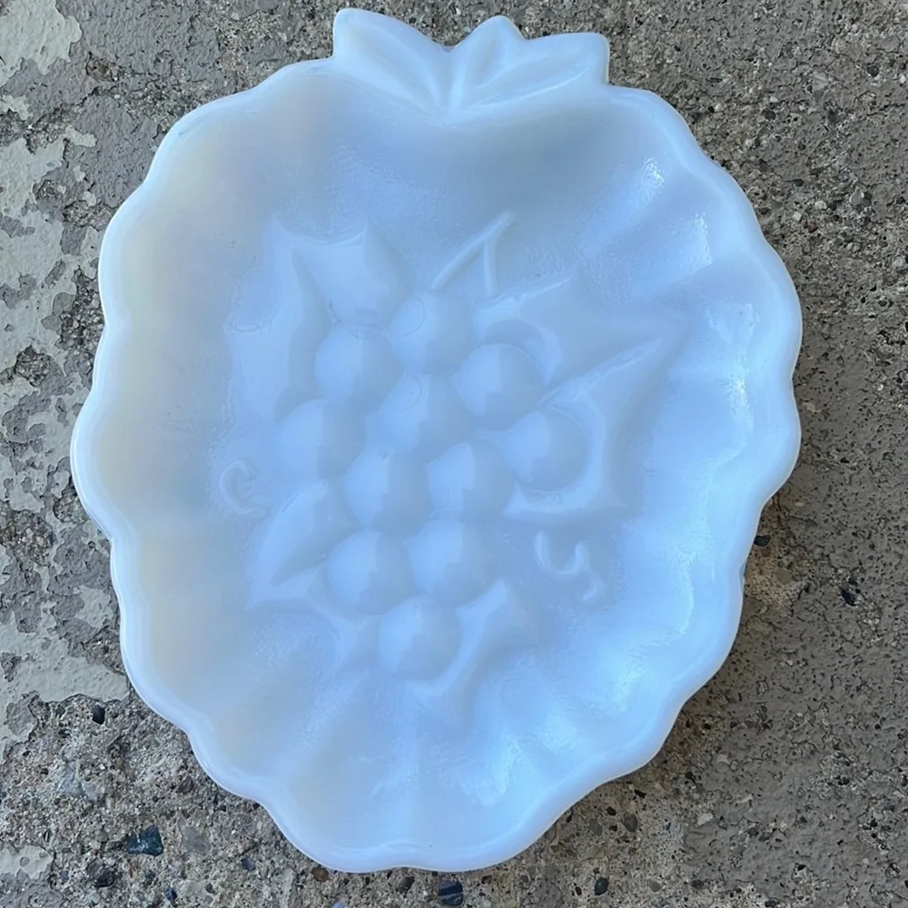 Vintage candy dish - Picture 1 of 9